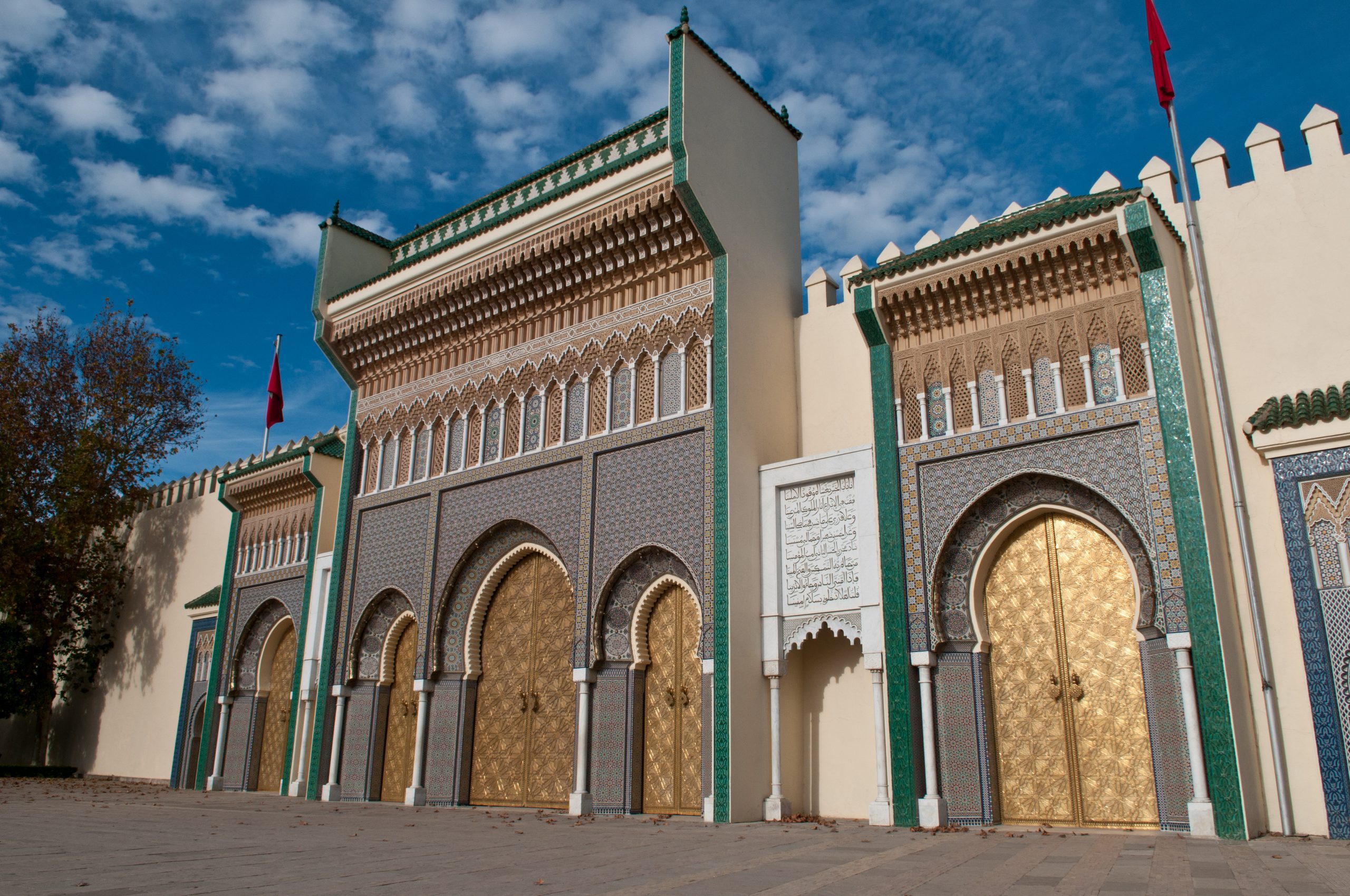 Royal Palace Fes Morocco Guide Royal Palace of Fes Dar el-Makhzen – golden gates Morocco