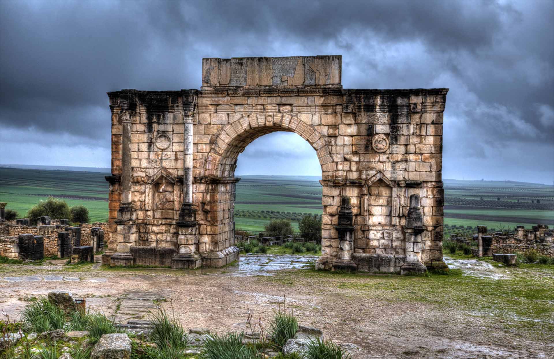 Volubilis Day Trip from Fes – Fes Morocco Guide Volubilis Roman ruins – day trip from Fez Morocco