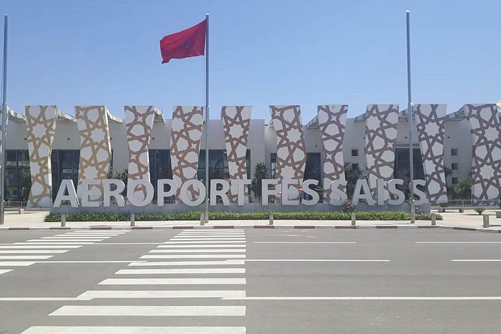 Transfert Aéroport Fès (FEZ) – Prix Taxi Saïss & Service Privé 24/7